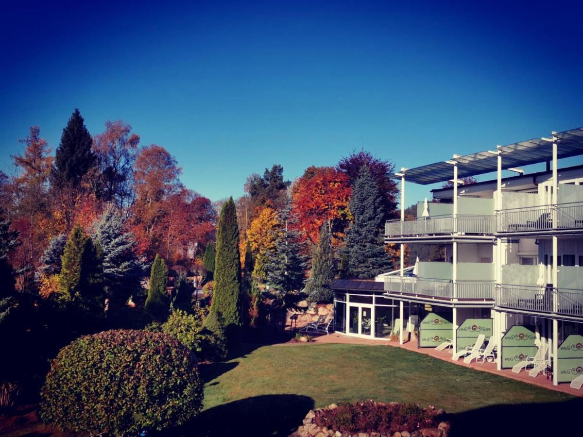 Parkhotel Flora Am シュルッフゼー エクステリア 写真